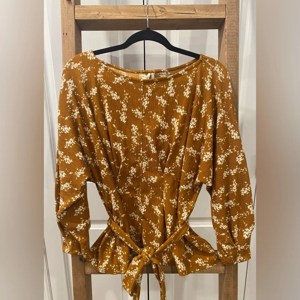 Anthropologie Small Women’s Fall Top - Picture 2 of 4